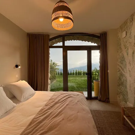 Domaine De L'arbre Nouveau Chirols